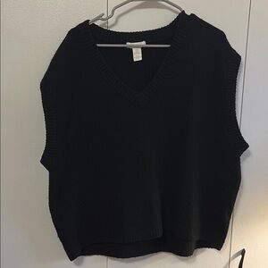 H&M Black V-Neck Women's Sweater Vest